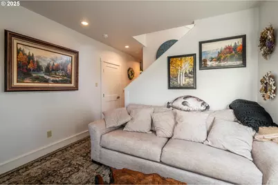 1499 Ginkgo Ct, Bandon, OR 97411 - Photo 8