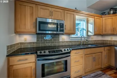 1499 Ginkgo Ct, Bandon, OR 97411 - Photo 14