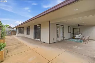 87661 Trek Dr, Veneta, OR 97487 - Photo 24