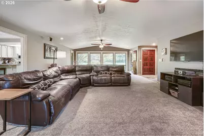 24217 NW Meuller Rd, Ridgefield, WA 98642 - Photo 10
