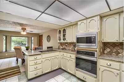 24217 NW Meuller Rd, Ridgefield, WA 98642 - Photo 12