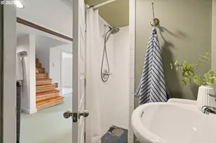 5910 NE 52nd Ave, Portland, OR 97218 - Photo 28