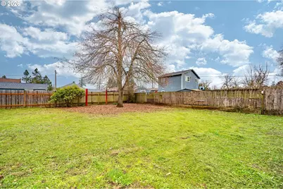 2495 G St, Springfield, OR 97477 - Photo 40