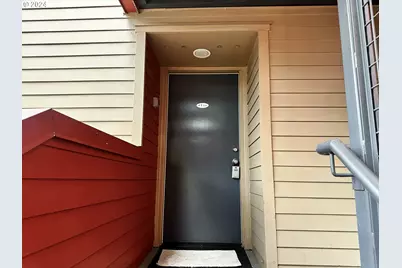 730 NW Naito Pkwy #E25, Portland, OR 97209 - Photo 2