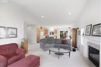 2066 NW Violet Ave, Albany, OR 97321 - Photo 12