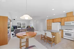 2066 NW Violet Ave, Albany, OR 97321 - Photo 22