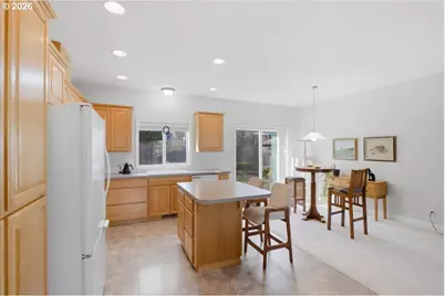 2066 NW Violet Ave, Albany, OR 97321 - Photo 14