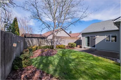 2066 NW Violet Ave, Albany, OR 97321 - Photo 40