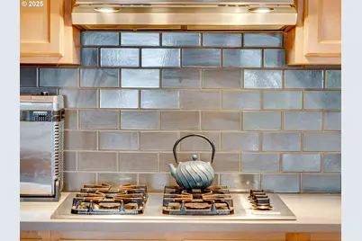 2802 NW Ariel Ter, Portland, OR 97210 - Photo 18