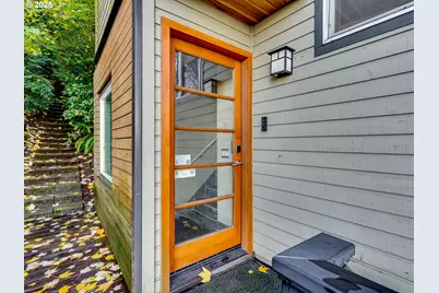 2802 NW Ariel Ter, Portland, OR 97210 - Photo 4