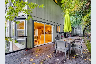 2802 NW Ariel Ter, Portland, OR 97210 - Photo 10