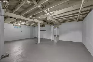 19237 NE Glisan St, Portland, OR 97230 - Photo 18