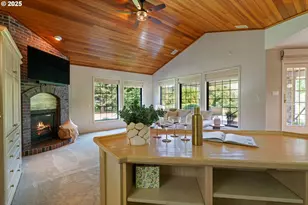 16001 NW 31st Ct, Vancouver, WA 98685 - Photo 8