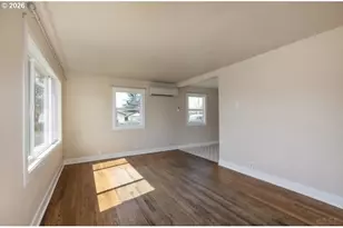 1944 Tualatin St, Saint Helens, OR 97051 - Photo 4