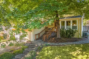 19505 Hidden Springs Rd, West Linn, OR 97068 - Photo 1