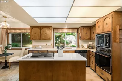 19505 Hidden Springs Rd, West Linn, OR 97068 - Photo 10
