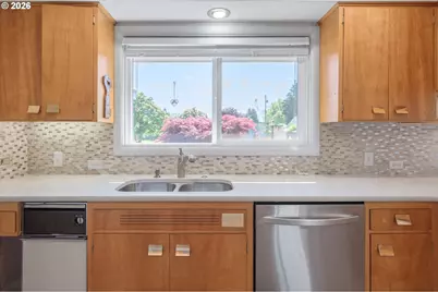 2872 Sarah Ln, Eugene, OR 97408 - Photo 16