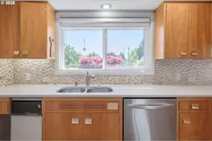 2872 Sarah Ln, Eugene, OR 97408 - Photo 16