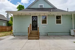 928 W Main St, Cottage Grove, OR 97424 - Photo 22