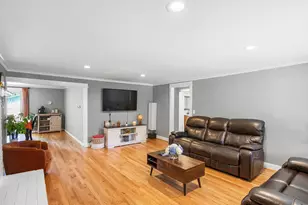 8507 SE 89th Ave, Portland, OR 97266 - Photo 4