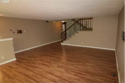 1419 T St, Springfield, OR 97477 - Photo 6