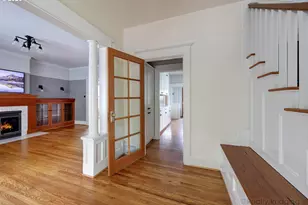 2448 NW Savier St, Portland, OR 97210 - Photo 10