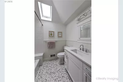 2448 NW Savier St, Portland, OR 97210 - Photo 24