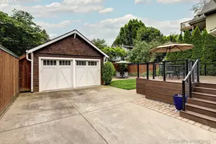2448 NW Savier St, Portland, OR 97210 - Photo 4