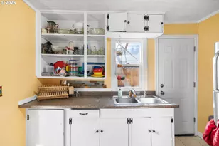 7645 SE Henderson St, Portland, OR 97206 - Photo 12