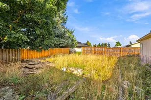 1193 N Juniper St, Canby, OR 97013 - Photo 32