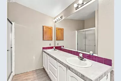 1193 N Juniper St, Canby, OR 97013 - Photo 24