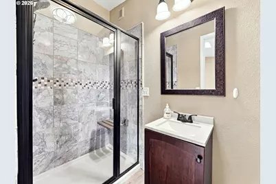 1193 N Juniper St, Canby, OR 97013 - Photo 18