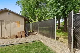 1327 G St, Washougal, WA 98671 - Photo 34