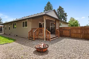 1327 G St, Washougal, WA 98671 - Photo 26