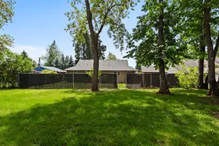 1327 G St, Washougal, WA 98671 - Photo 36