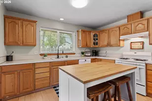 1327 G St, Washougal, WA 98671 - Photo 8
