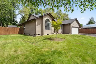 1327 G St, Washougal, WA 98671 - Photo 32