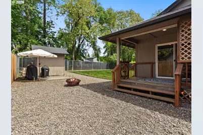 1327 G St, Washougal, WA 98671 - Photo 24