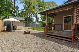 1327 G St, Washougal, WA 98671 - Photo 24