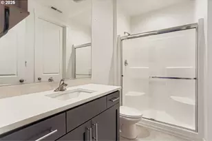 234 W 18th St, Lafayette, OR 97127 - Photo 16