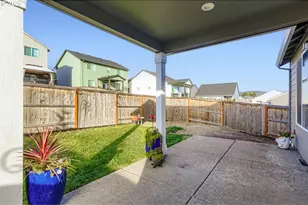 234 W 18th St, Lafayette, OR 97127 - Photo 24