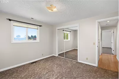 890 Hobbs Rd, Hood River, OR 97031 - Photo 18