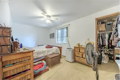 2209 Cal Young Rd, Eugene, OR 97401 - Photo 12