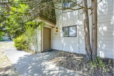 2209 Cal Young Rd, Eugene, OR 97401 - Photo 6