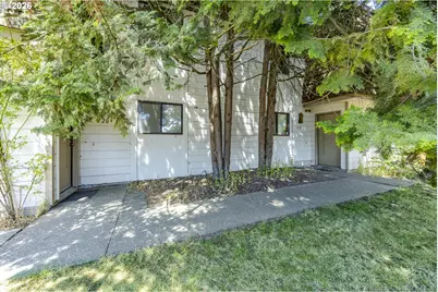 2209 Cal Young Rd, Eugene, OR 97401 - Photo 4