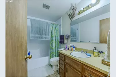 2209 Cal Young Rd, Eugene, OR 97401 - Photo 14