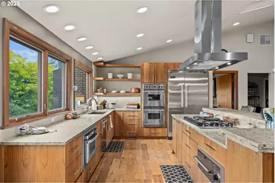 13237 Knaus Rd, Lake Oswego, OR 97034 - Photo 8