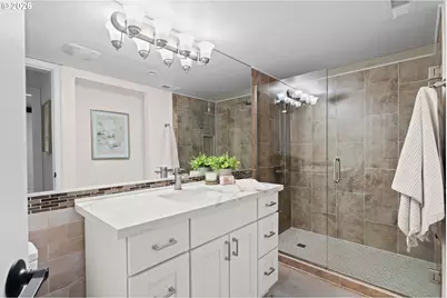 13237 Knaus Rd, Lake Oswego, OR 97034 - Photo 40