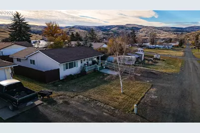 1225 B St, Fossil, OR 97830 - Photo 30