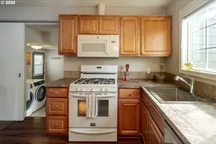 5935 SE Tibbetts St, Portland, OR 97206 - Photo 14
